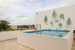 Villa penthouse 3 recámaras aldea Zama alberca privada